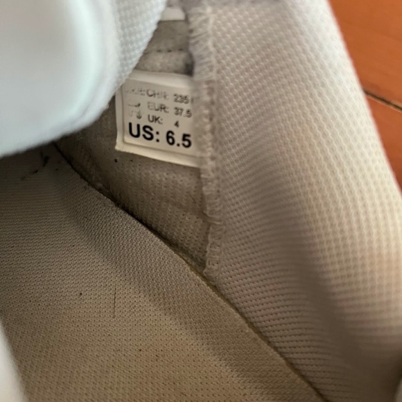 Fila Sneakers - Picture 5 of 5